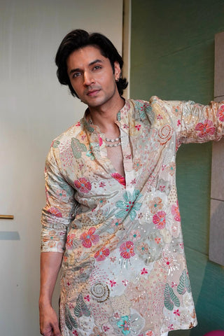 SIDDHARTH GUPTA IN ZORAIN SKY BLUE SHORT KURTA SET