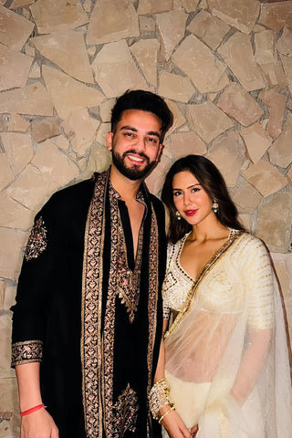 Elvish  Yadav in Chaar Kadam Black Kurta Set