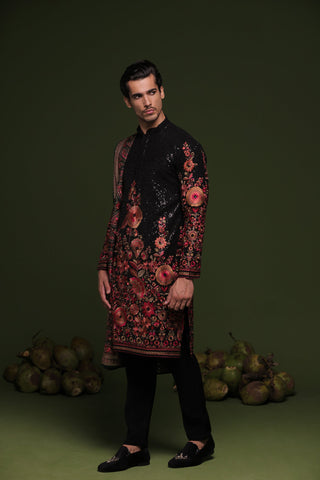Rishabh Chawla in Kurta set with trouser and Dupatta
