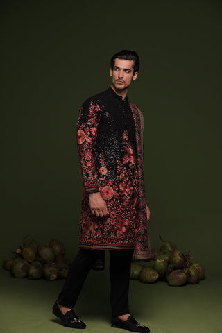 Rishabh Chawla in Kurta set with trouser and Dupatta